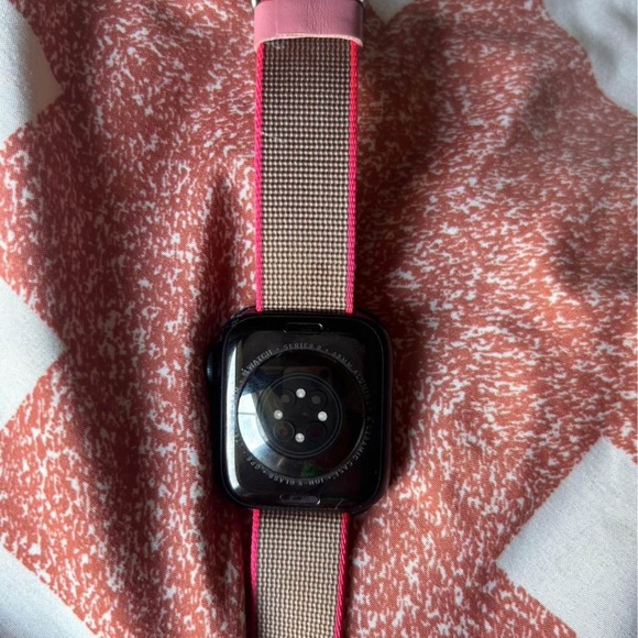 Apple Watch Series 8. 45mm